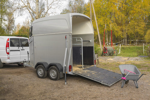 HORSE BOX MAKER PEMBROKESHIRE COUNTRYSIDE WELDING